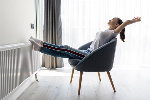 Jakie materiały grzejników najlepiej sprawdzają się w domowych wnętrzach?